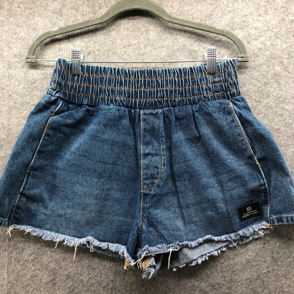 BDG Urban Outfitters High Waisted Smocked Denim Shorts Raw Hem Womens M